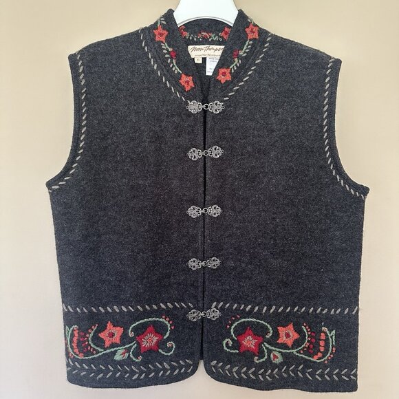VTG Embroidered Boiled Wool Sweater Vest Women XL Gray Floral Toggle Button Nord - Picture 1 of 7